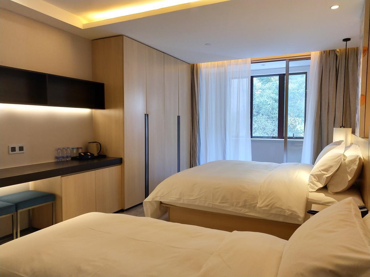 Shanghai Rongju Hotel Lujiazui Hotel 外观 照片